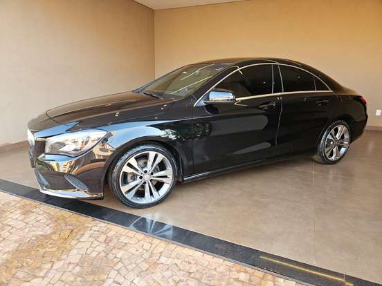 MERCEDES-BENZ-CLA 200-1.6 VISION 16V FLEX 4P AUTOMÁTICO MERCEDES-BENZ-CLA 200-2017