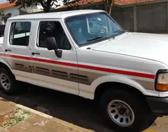 FORD F-1000 2.5 XL 4X2 CS 8V TURBO DIESEL 2P MANUAL FORD F-1000 2.5 XL 4X2 CS 8V TURBO DIESEL 2P MANUAL