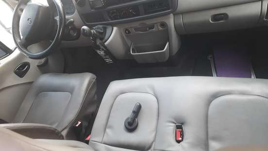 RENAULT-MASTER-2011