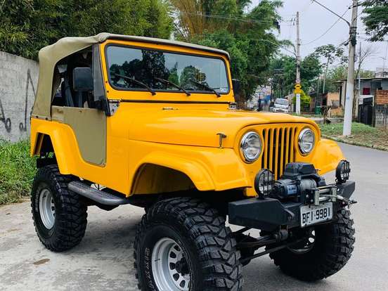 FORD-JEEP-CJ-5 FORD-JEEP-1982