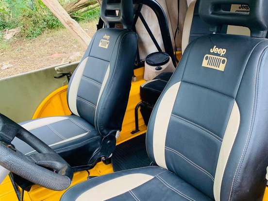 FORD-JEEP-CJ-5 FORD-JEEP-1982