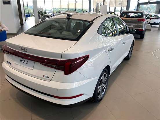 HYUNDAI-HB20S-2024