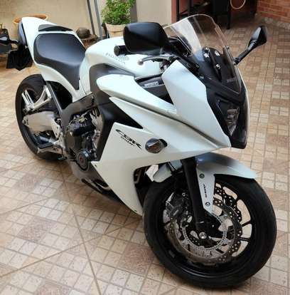 HONDA-CBR 650F ABS-2015