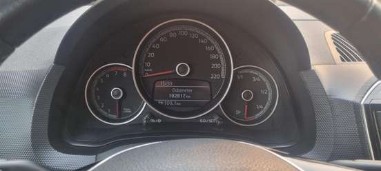VOLKSWAGEN-UP-1.0 MPI MOVE UP 12V FLEX 4P AUTOMATIZADO VOLKSWAGEN-UP-2018