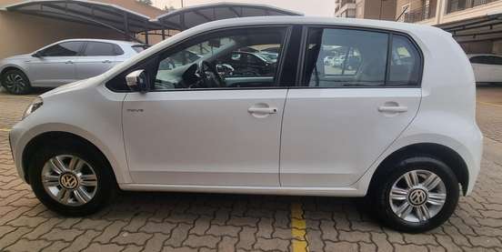 VOLKSWAGEN-UP-1.0 MPI MOVE UP 12V FLEX 4P AUTOMATIZADO VOLKSWAGEN-UP-2018