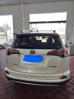 TOYOTA-RAV4-2018