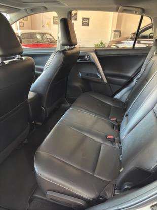 TOYOTA-RAV4-2018