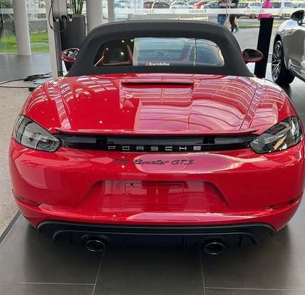 PORSCHE-718-2023