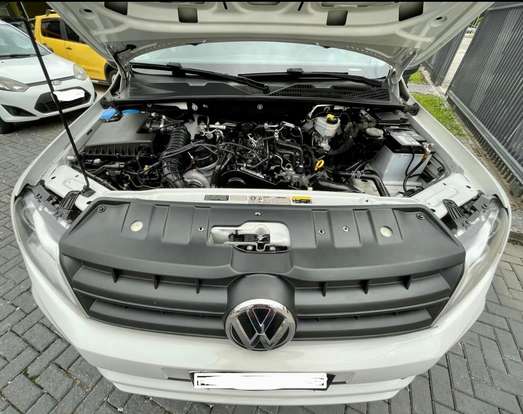 VOLKSWAGEN-AMAROK-2018
