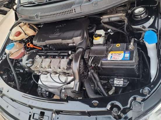 VOLKSWAGEN-GOL-1.0 MI 8V FLEX 4P MANUAL G.IV VOLKSWAGEN-GOL-2012
