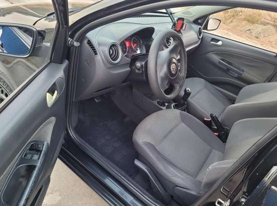 VOLKSWAGEN-GOL-2012