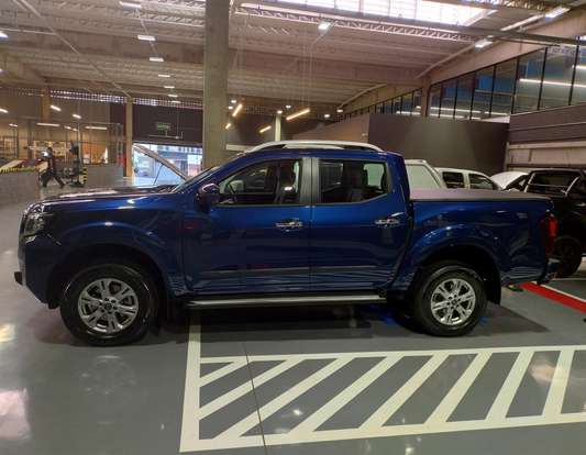 NISSAN-FRONTIER-2023