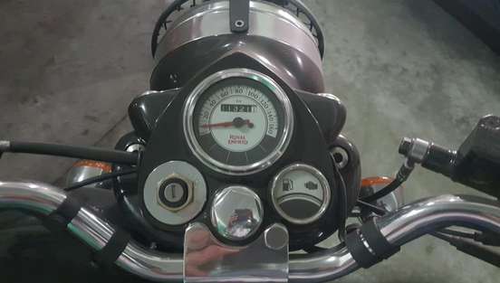 ROYAL ENFIELD-CLASSIC BATTLE GREEN-2021
