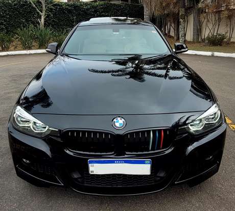 BMW-328i-2017