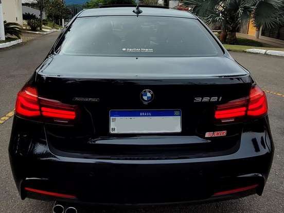 BMW-328i-2.0 M SPORT 16V ACTIVEFLEX 4P AUTOMÁTICO BMW-328i-2017