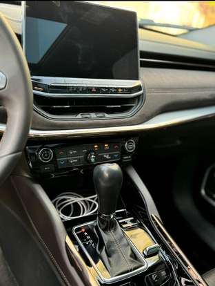 JEEP-COMMANDER-2.0 TD380 TURBO DIESEL OVERLAND AT9 JEEP-COMMANDER-2021