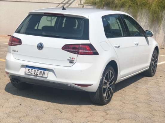 VOLKSWAGEN-GOLF-1.4 TSI HIGHLINE 16V GASOLINA 4P AUTOMÁTICO VOLKSWAGEN-GOLF-2014