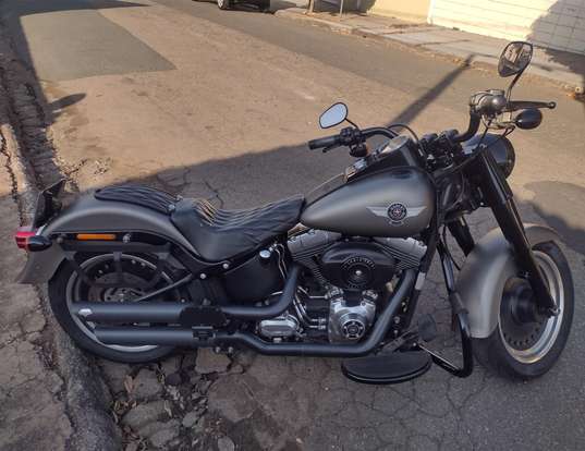 HARLEY-DAVIDSON-SOFTAIL FAT BOY-2015
