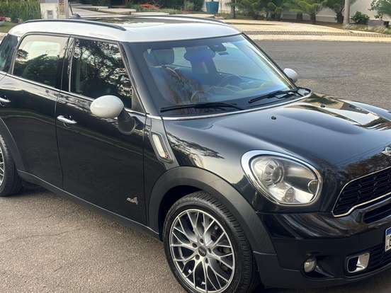 MINI-COUNTRYMAN-2011