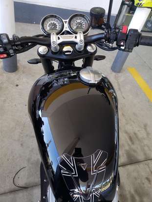 TRIUMPH-SPEED TWIN-2020