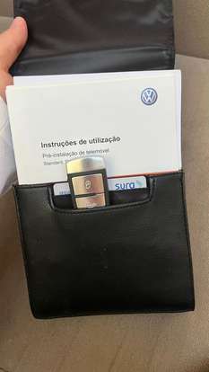 VOLKSWAGEN-PASSAT VARIANT-2011