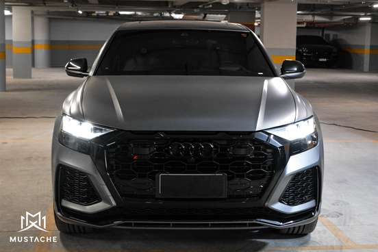 AUDI-RS Q8-2020