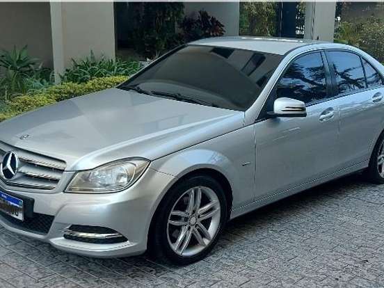 MERCEDES-BENZ-C 180-1.8 CGI CLASSIC 16V TURBO GASOLINA 4P AUTOMÁTICO MERCEDES-BENZ-C 180-2011