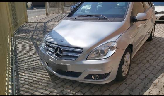 MERCEDES-BENZ B 200 2.0 8V GASOLINA 4P AUTOMÁTICO
