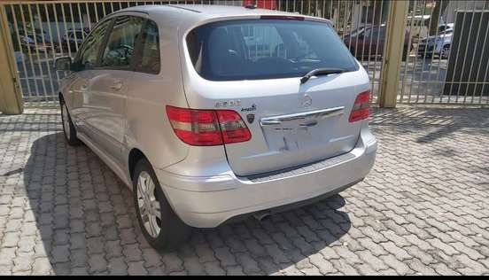 MERCEDES-BENZ-B 200-2007