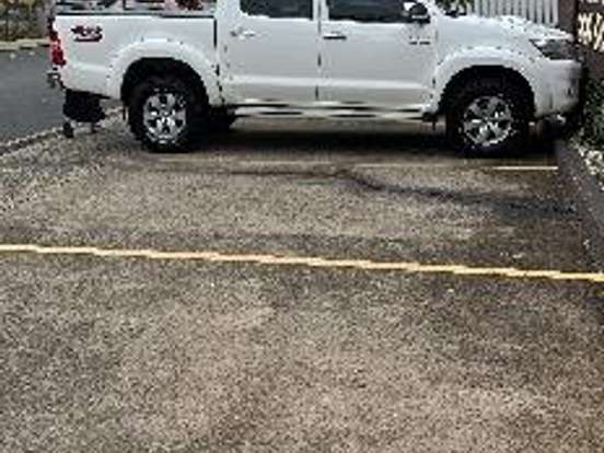 TOYOTA-HILUX-3.0 SRV 4X4 CD 16V TURBO INTERCOOLER DIESEL 4P AUTOMÁTICO TOYOTA-HILUX-2014