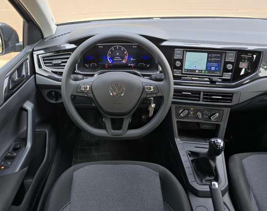 VOLKSWAGEN-VIRTUS-2023
