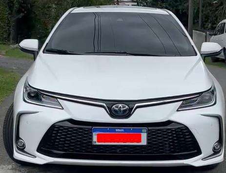 TOYOTA-COROLLA-2023