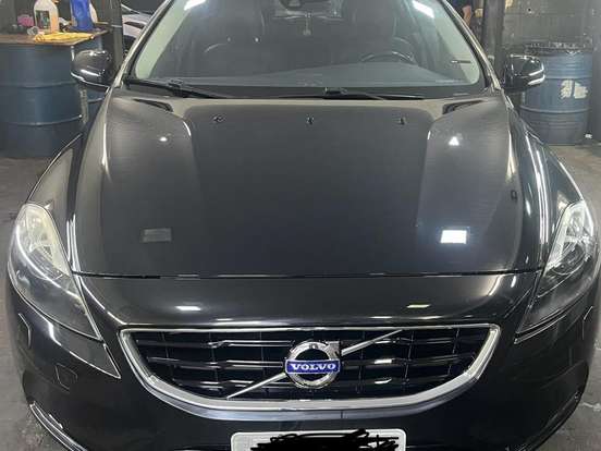 VOLVO-V40-2.0 T4 DYNAMIC TURBO GASOLINA 4P AUTOMÁTICO VOLVO-V40-2014