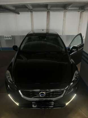 VOLVO-V40-2.0 T4 DYNAMIC TURBO GASOLINA 4P AUTOMÁTICO VOLVO-V40-2014