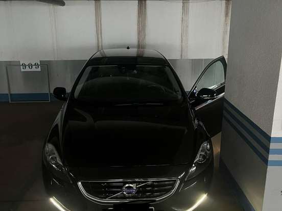 VOLVO-V40-2.0 T4 DYNAMIC TURBO GASOLINA 4P AUTOMÁTICO VOLVO-V40-2014