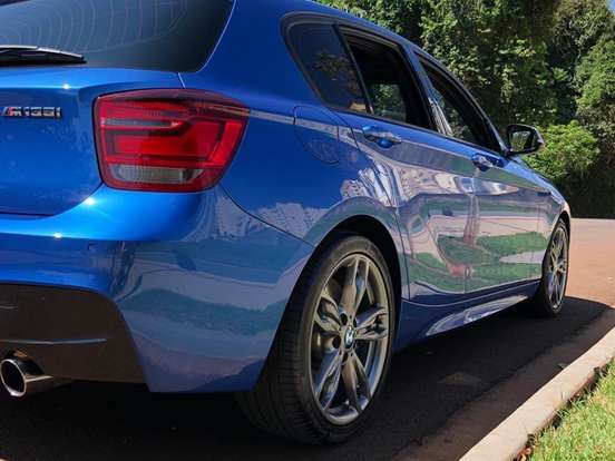 BMW-M 135i-3.0 24V TURBO GASOLINA 4P AUTOMÁTICO BMW-M 135i-2014