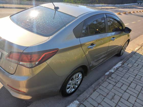 HYUNDAI HB20S 1.6 COMFORT PLUS 16V FLEX 4P MANUAL