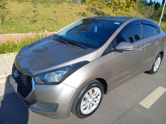 HYUNDAI-HB20S-2018