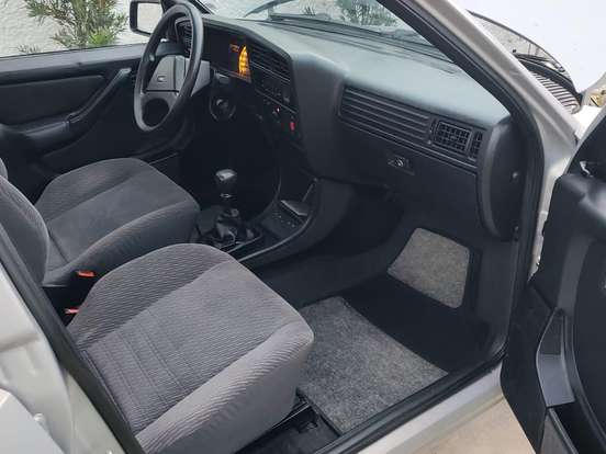 CHEVROLET-MONZA-2.0 EFI GL 8V ÁLCOOL 4P MANUAL CHEVROLET-MONZA-1994