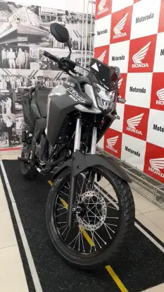 HONDA-XRE 300 SAHARA-2024