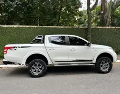 MITSUBISHI L200 TRITON 2.4 16V TURBO DIESEL SPORT GLX CD 4P 4X4 MANUAL MITSUBISHI L200 TRITON 2.4 16V TURBO DIESEL SPORT GLX CD 4P 4X4 MANUAL