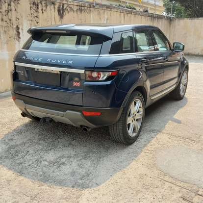 LAND ROVER-RANGE ROVER EVOQUE-2.0 PRESTIGE 4WD 16V GASOLINA 4P AUTOMÁTICO LAND ROVER-RANGE ROVER EVOQUE-2013
