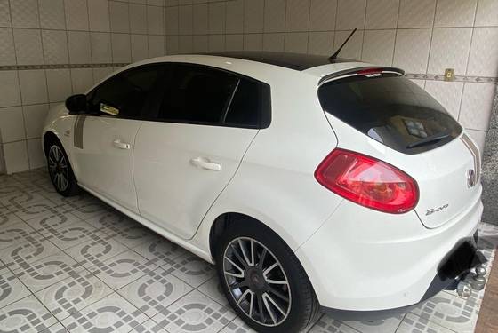 FIAT BRAVO 1.8 SPORTING 16V FLEX 4P AUTOMATIZADO