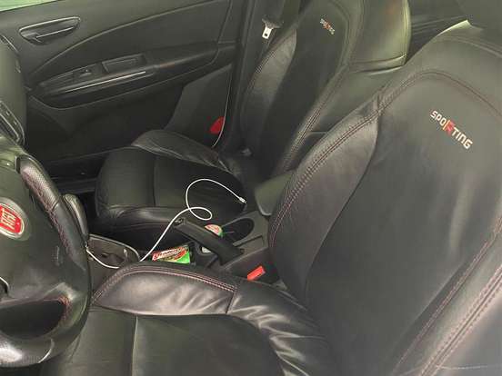 FIAT-BRAVO-1.8 SPORTING 16V FLEX 4P AUTOMATIZADO FIAT-BRAVO-2013