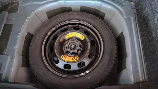 VOLKSWAGEN-POLO-2018