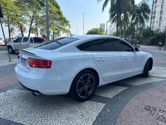 AUDI-A5-2014