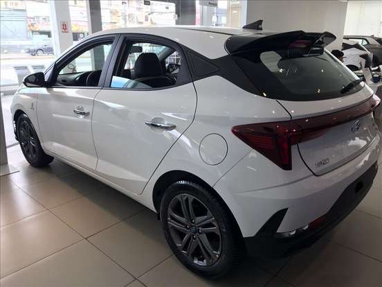 HYUNDAI-HB20-2024