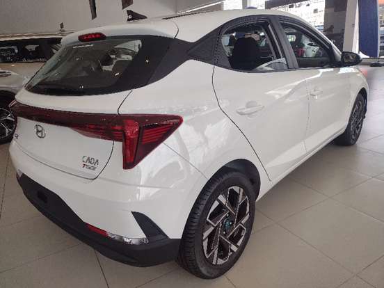 HYUNDAI-HB20-2024