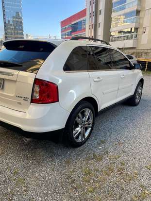 FORD-EDGE-2012