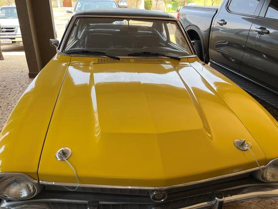 FORD MAVERICK SUPER LUXO SEDAN 6 CILINDROS 12V GASOLINA 4P MANUAL